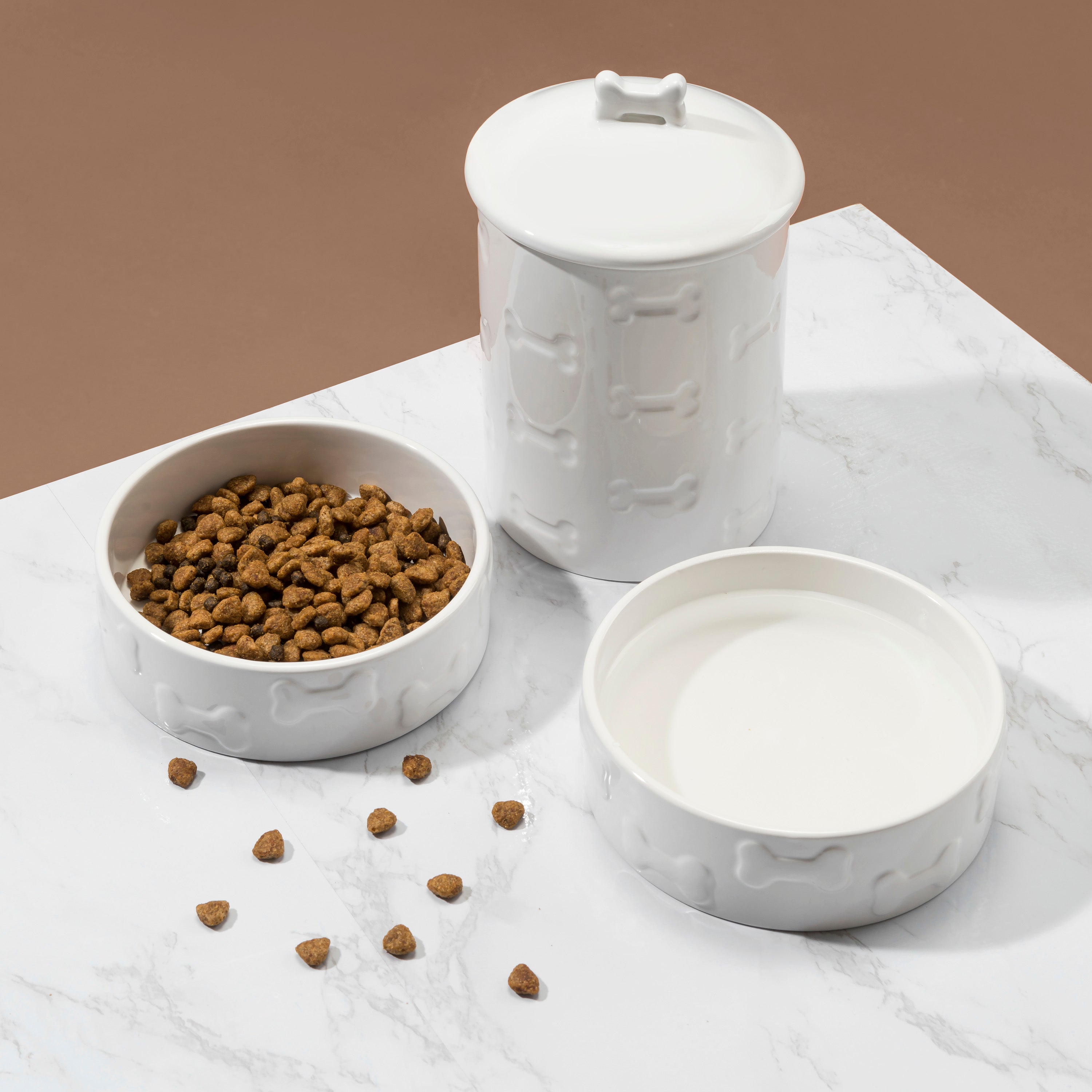 3 PIECE SET MANOR WHITE, TREAT JAR AND PET BOWLS - Park Life Designs